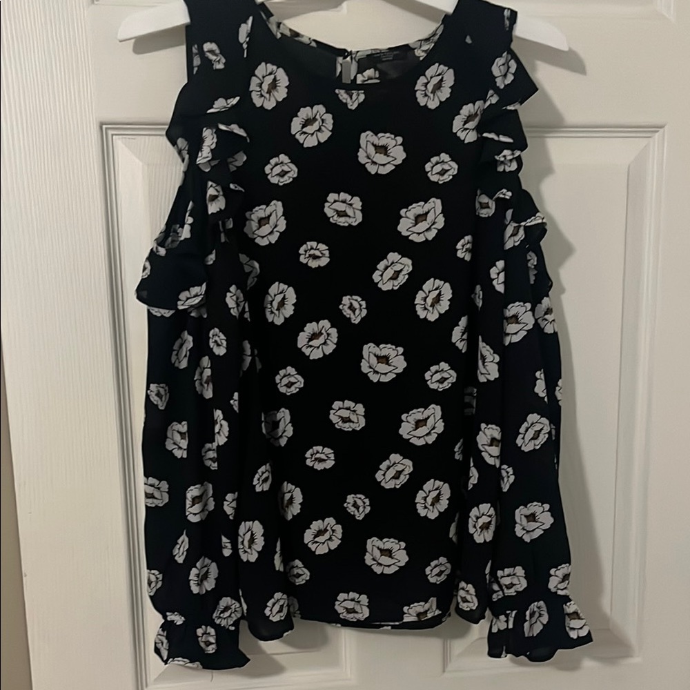 Ann Taylor Black and White Ruffled Long Sleeve Blouse